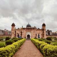 🏰✨ *Lalbagh Fort Dhaka’s Mughal Masterpiece* 🌿🌺