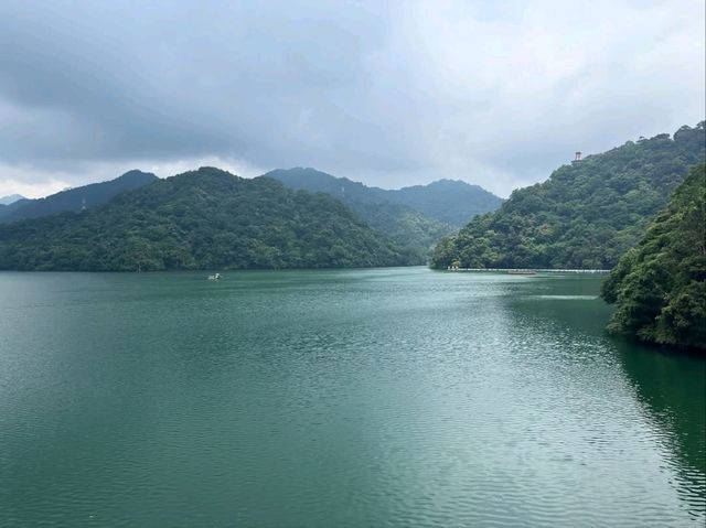 Shimen Reservoir Hike Was Way More Fun Than Expected