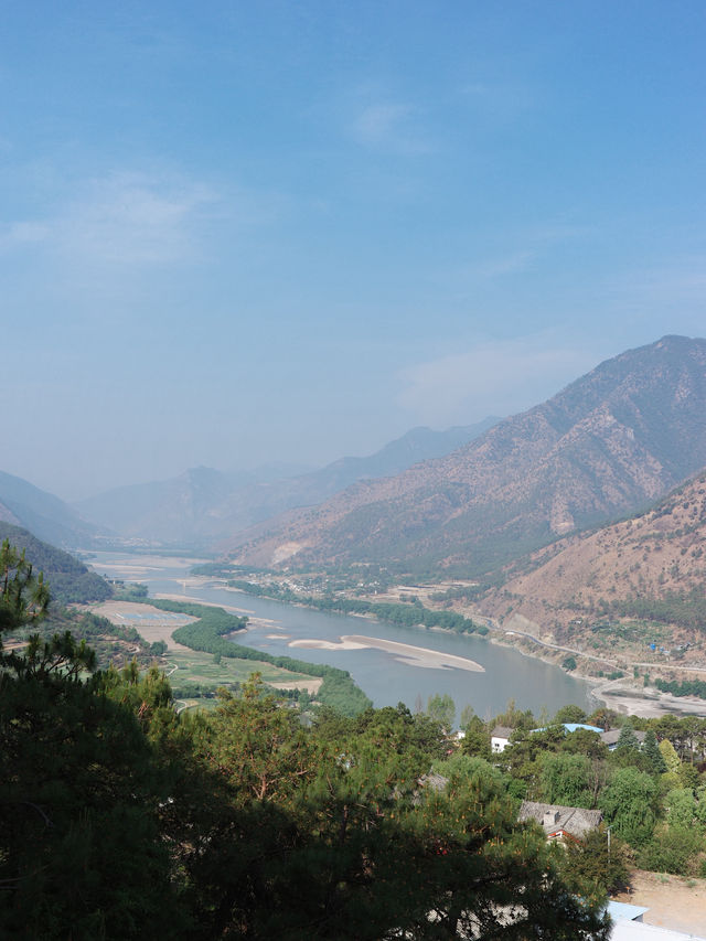Springtime Magic in Li Jiang – A Dreamy April Escape