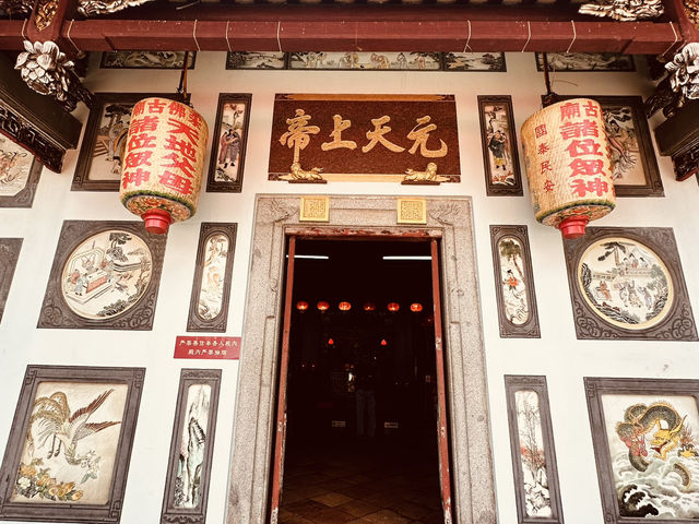 「信仰與文化的交融,是一座城市最深的底蘊。」 「信仰與文化的交融,是一座城市最深的底蘊。」