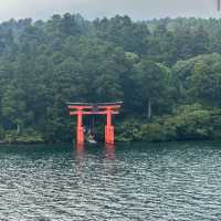 Hakone Shrine / Torii on Lake Ashi (Kanagawa)