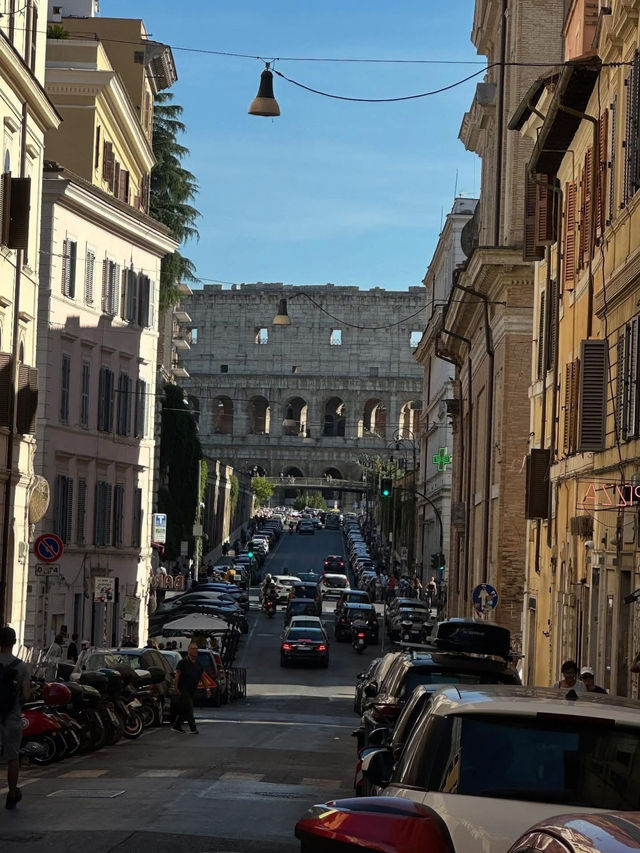 🇮🇹✨ The Colosseum, Rome – A Wonder You Can’t Miss ✨