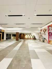 The Swirl of Miri’s Modern Charm