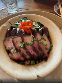 หลงโถว คาเฟ่ (Lhong Tou Cafe)