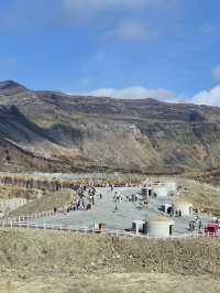 🌋 “지구의 심장을 눈앞에서 보다 – 아소산 나카다케 화구”