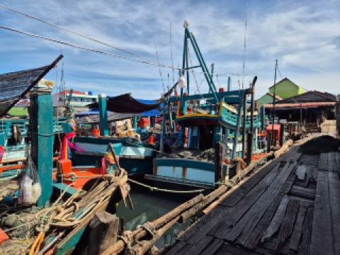 Tomnup Rolork Fishing Village