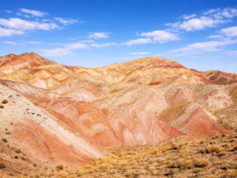 Colorful Mountains near Tabriz – Iran’s striped desert  special