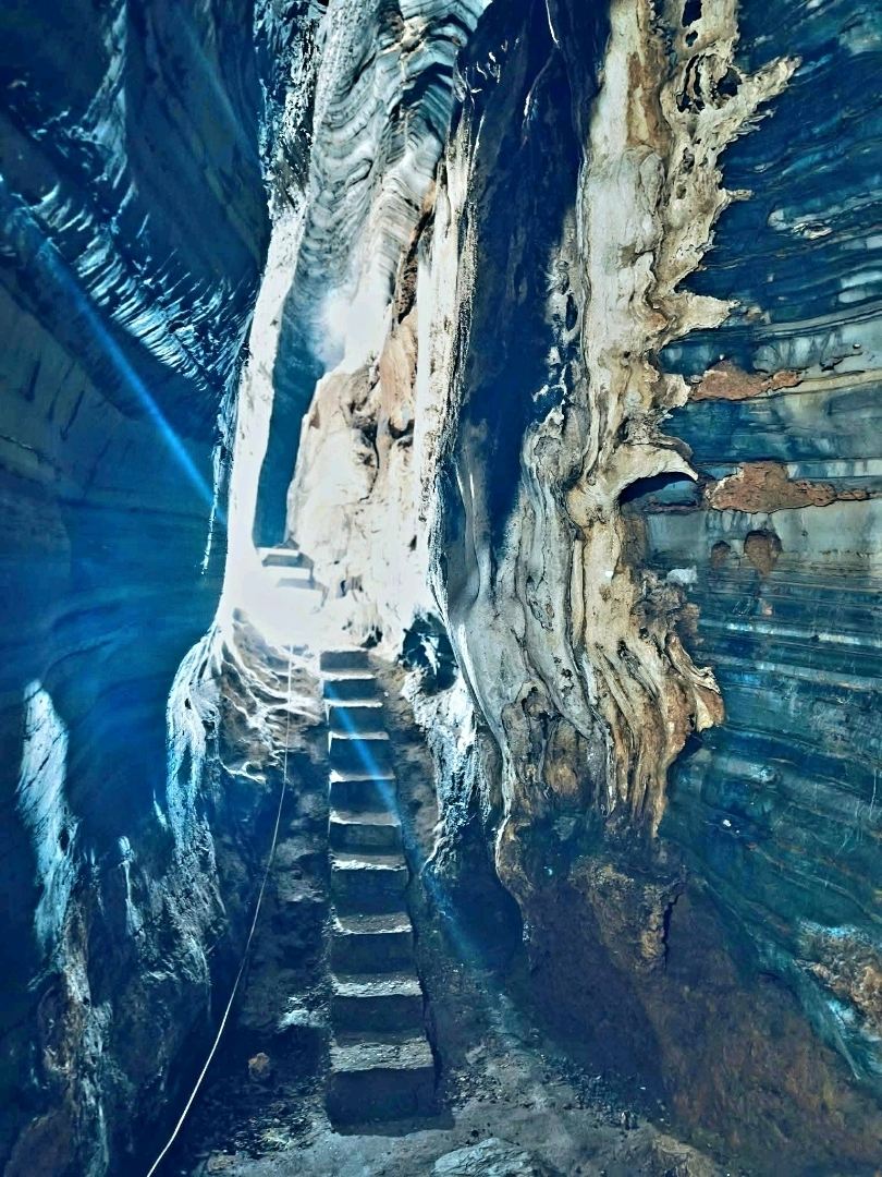 青の洞窟の驚き | Trip.com メーソート