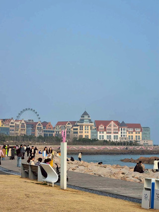 海之蓮公園：青島一處浪漫的風景名勝。