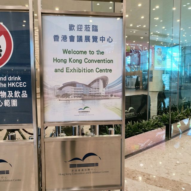 Harbour Road Cafe at HK Convention Center