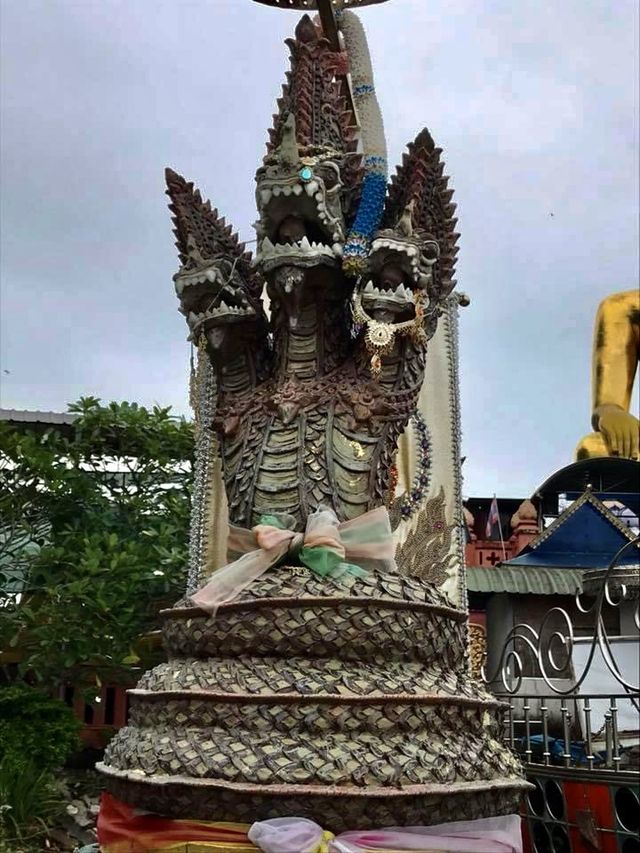 สามเหลี่ยมทองคำ 