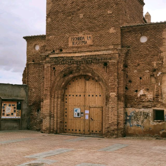 Belchite - ghost town of Spanish civil war 