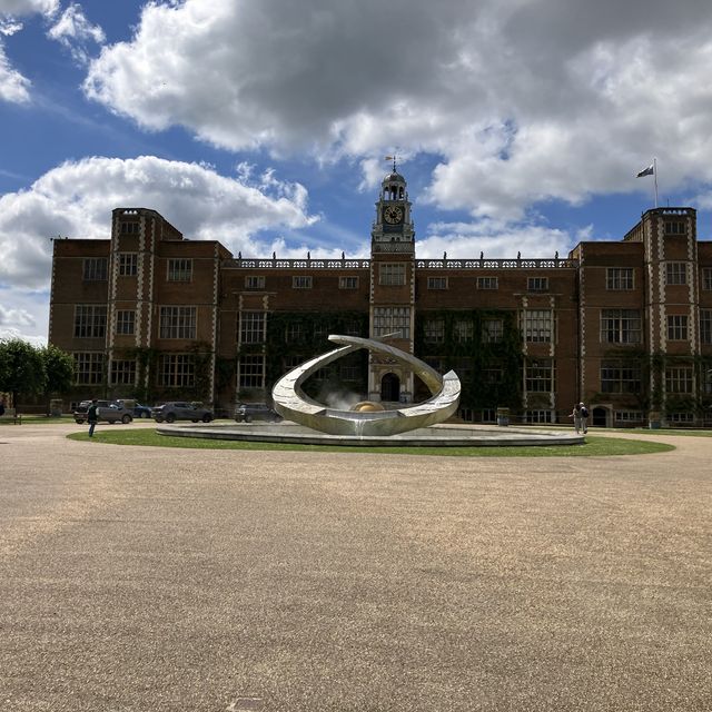 Hatfield House and Gardens