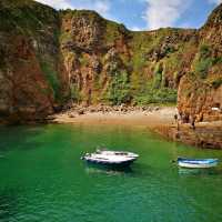 Whispers of the Sea: A Travelogue Through Guernsey