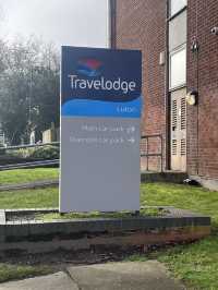 A night at Travelodge Luton 🇬🇧