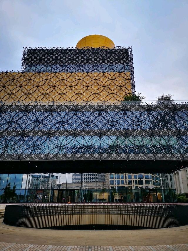 Birmingham on Foot: A Journey Through History and Culture