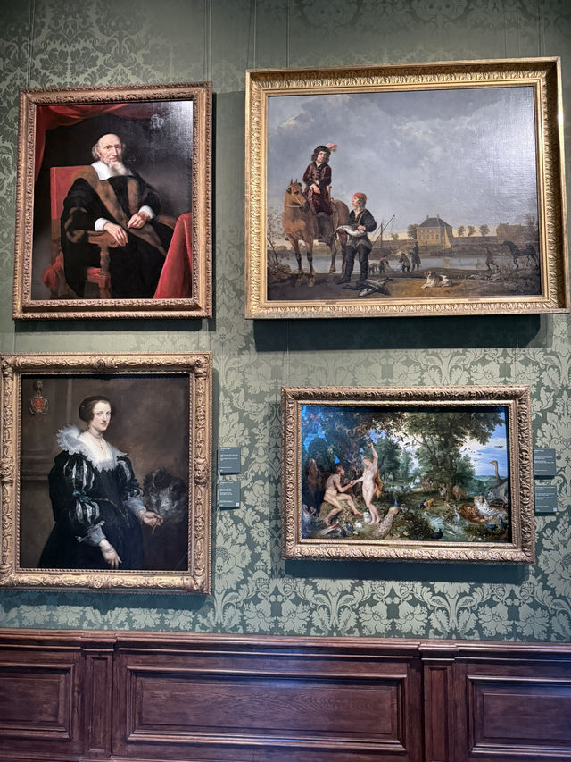 一日遊必去！探訪荷蘭莫瑞泰斯皇家美術館（Mauritshuis）🎨🏛️🌟  