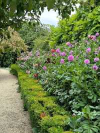 🌿 Rousham Gardens – England’s Timeless Landscape Escape