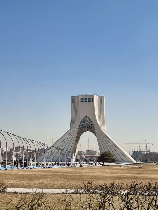 🇮🇷 Azadi Square – The Iconic Gateway of Tehran ✨🏛️