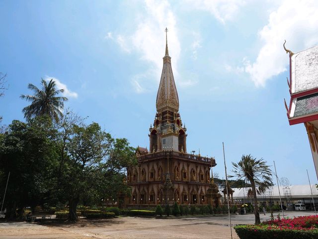 Ват Чалонг: главный храмовый комплекс Пхукета