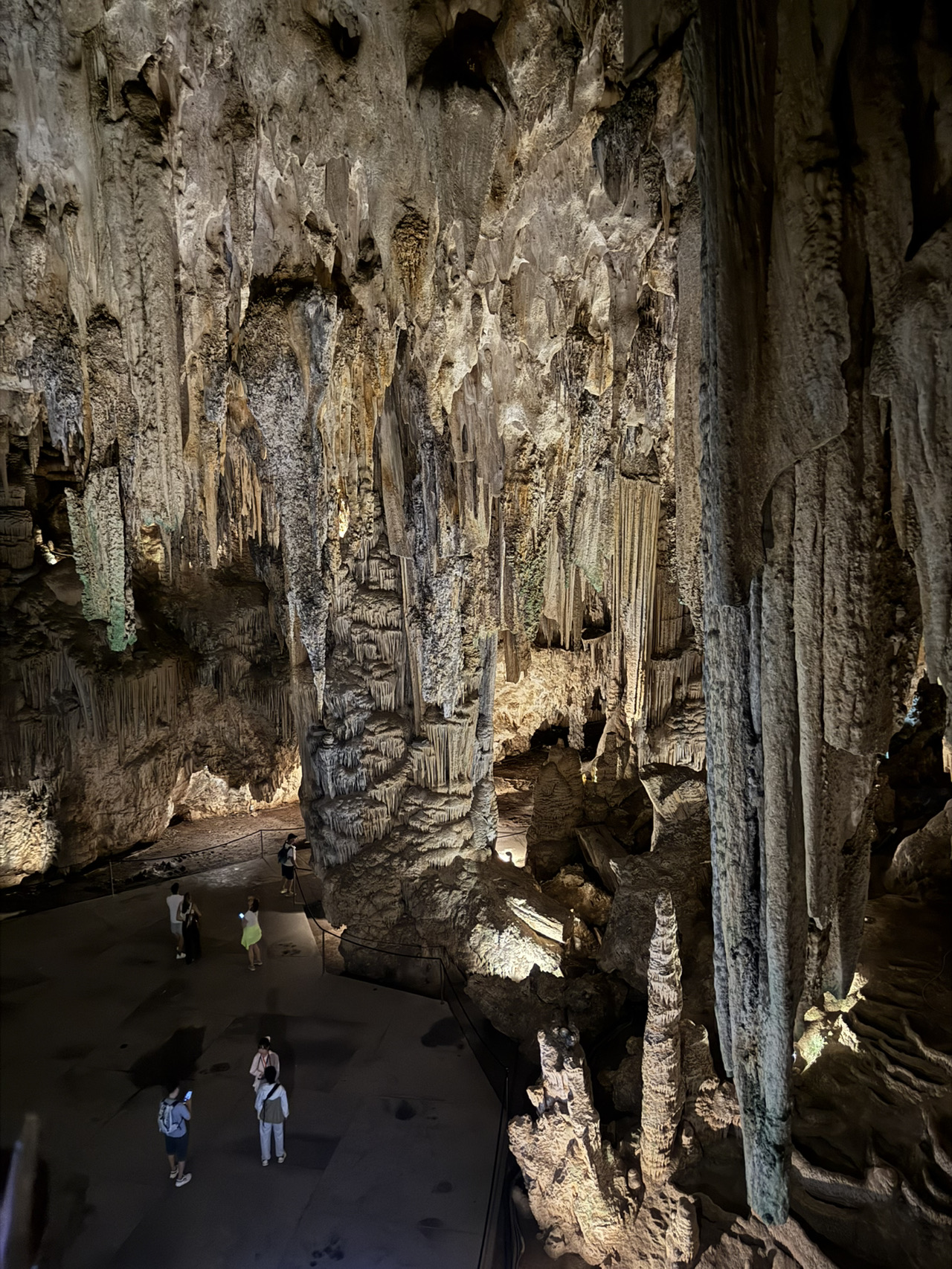 Hang động Nerja, Tây Ban Nha