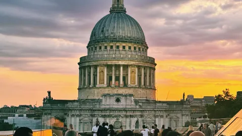 London’s Luxury Rooftop View? Sunset at Madison by St Paul’s — traveler post in Ipswich