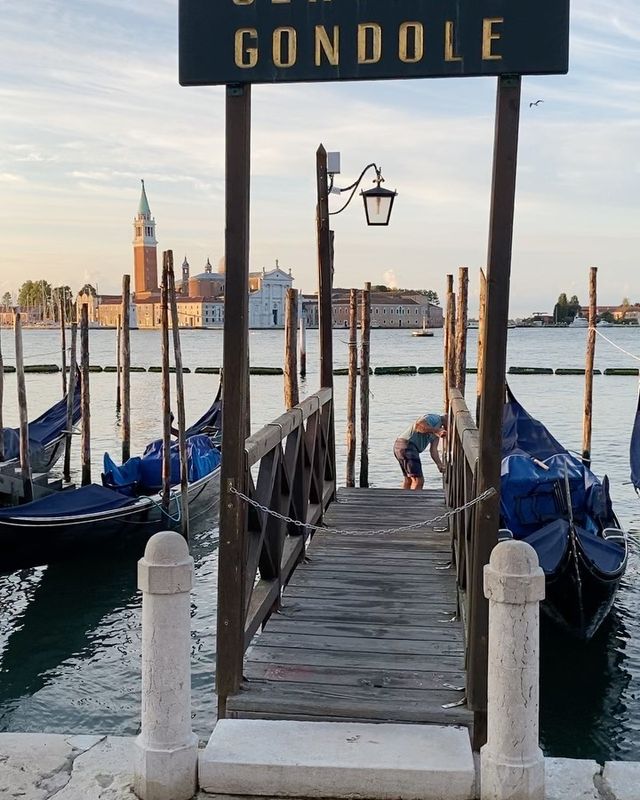 Greetings from Enchanting Venice, Italy 🇮🇹