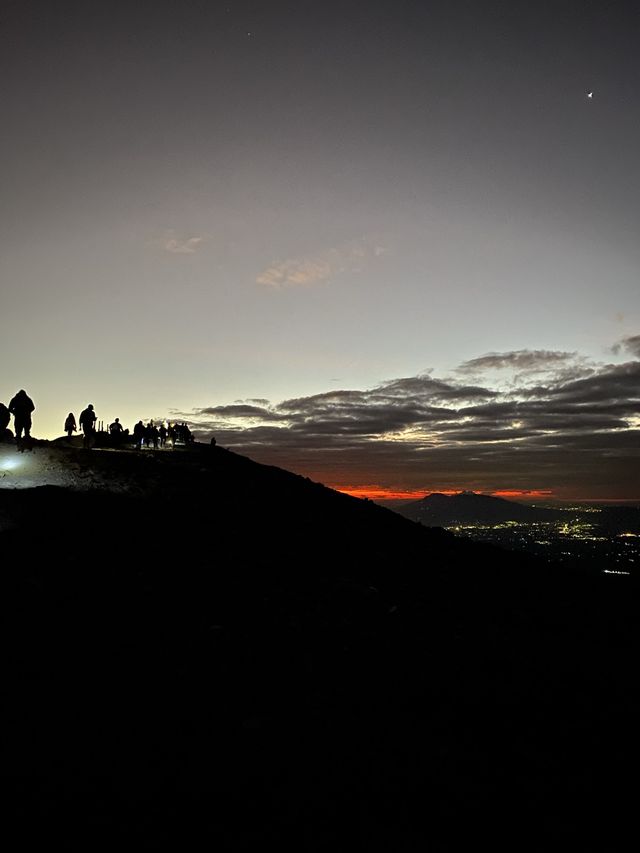 Unbeatable sunrise from the top of a volcano