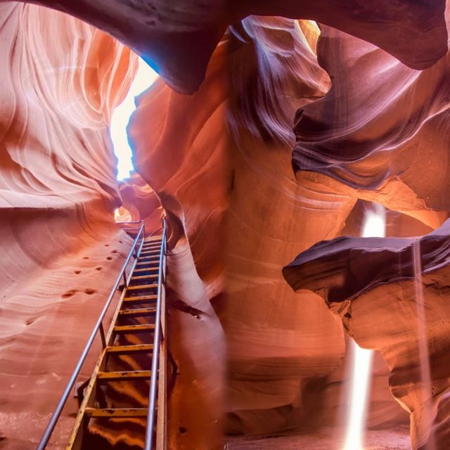 穿越時空的奇幻之旅：X羚羊峽谷等你來探險！