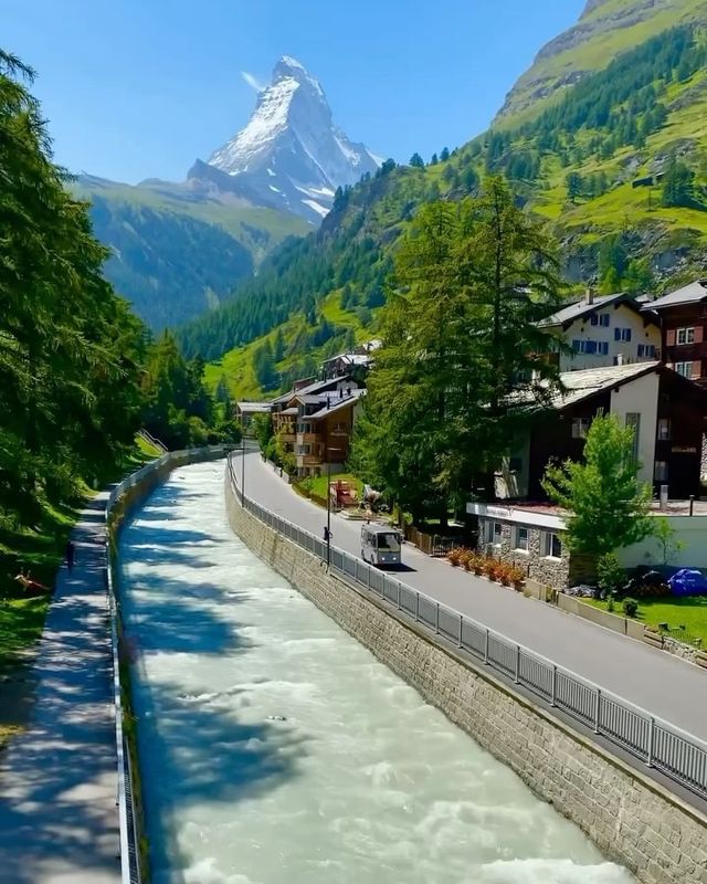 Exploring Zermatt's Village Charm 🏞️🇨🇭