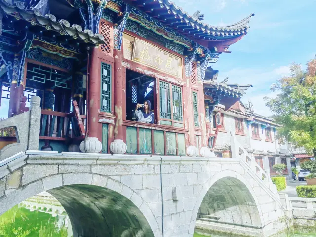 Use the limited time to discover the beauty of the world~