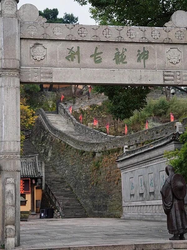 台州臨海不愧被《國家地理》評為最美古城