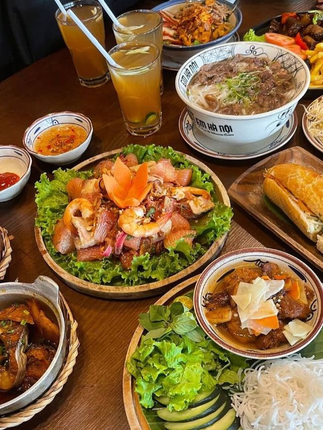🍜🇵🇭 Manila's Vietnamese Food Haven: Em Hanoi Restaurant 🇻🇳🥢