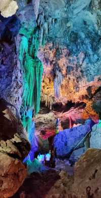 隱水洞——奇幻岩溶之旅