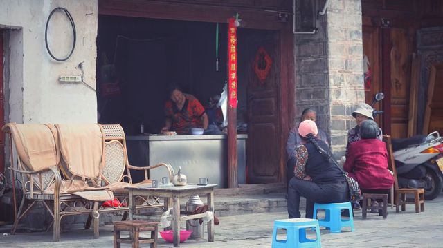 高鐵22分鐘直達，暑假想避開人海就去巍山古城