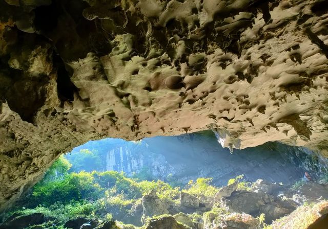 來貴州必須體驗一次喀斯特地貌下的另一個世界！