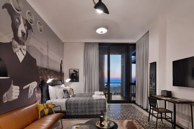 Stroll through Tel Aviv: Enjoy the coastal city vibe. 