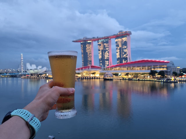 # 新加坡富麗敦海灣酒店