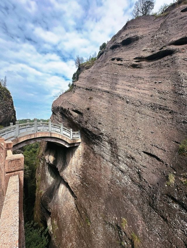 週末自駕｜福建寶藏景區·龍岩連城冠豸山