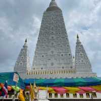 Wat Si Wanaram｜曼谷週邊白塔寺超全攻略