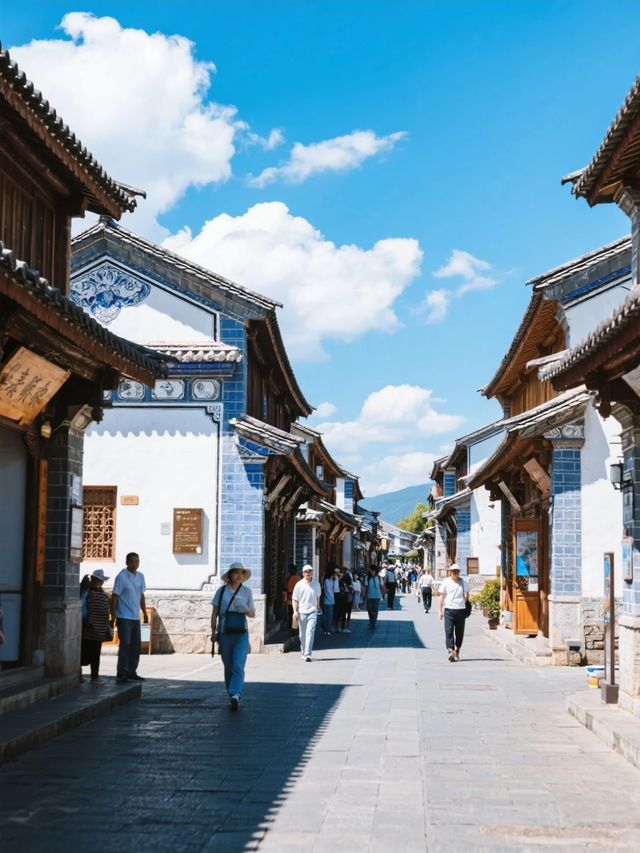 晨曦古城：我在青石板上拾起千年月光