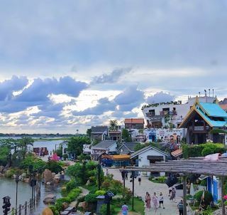 A Must-Experience in Beihai! The "Little Potala Palace" Ancient Castle Fireworks Night