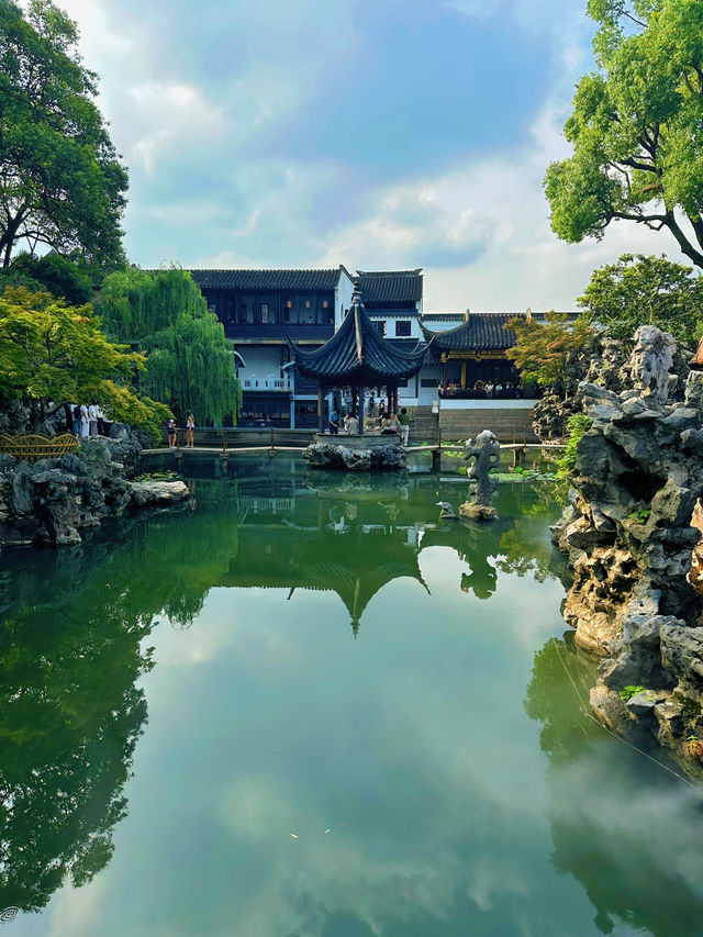 2 Days in Suzhou – Classical Gardens, Maze Temples & a Taste of Old China