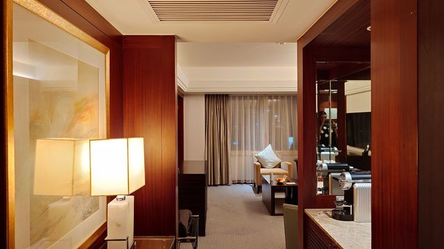 經典嘅上海明天廣場JW萬豪酒店，高空視野依然一流
