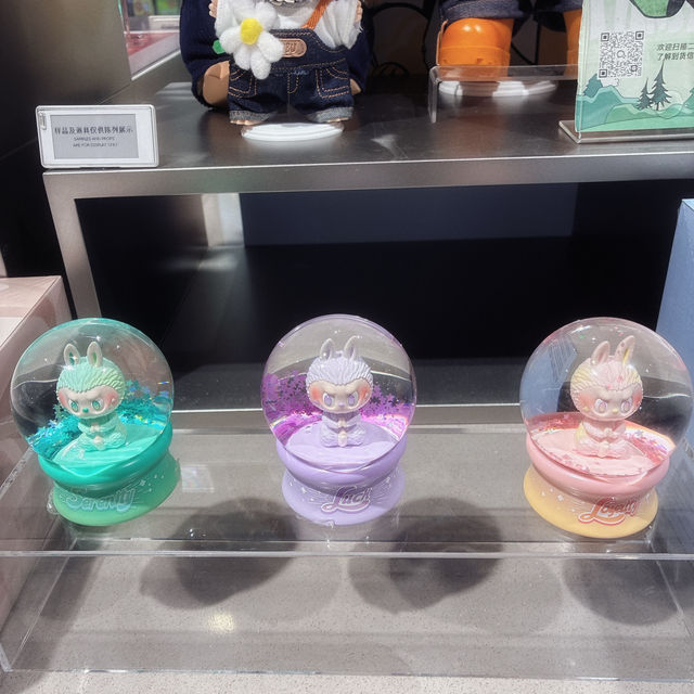 上海POPMART LABUBU 上海POPMART LABUBU
