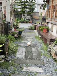 🎨 Youyitsun Cultural Park: Where Taiwan's Creativity Flows Like Mountain Springs! 🌿