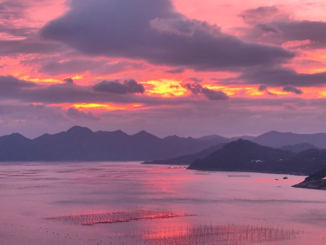 早秋必打卡！這家坐擁絕美落日海景的民宿太神仙了