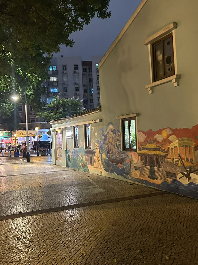 🎰 賭城與小吃之旅｜華麗燈光下的味蕾冒險