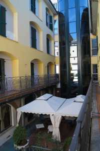 米蘭|馬可尼酒店：地理位置超讚