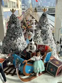 在香港一天打卡7個聖誕裝置，省時不繞路！